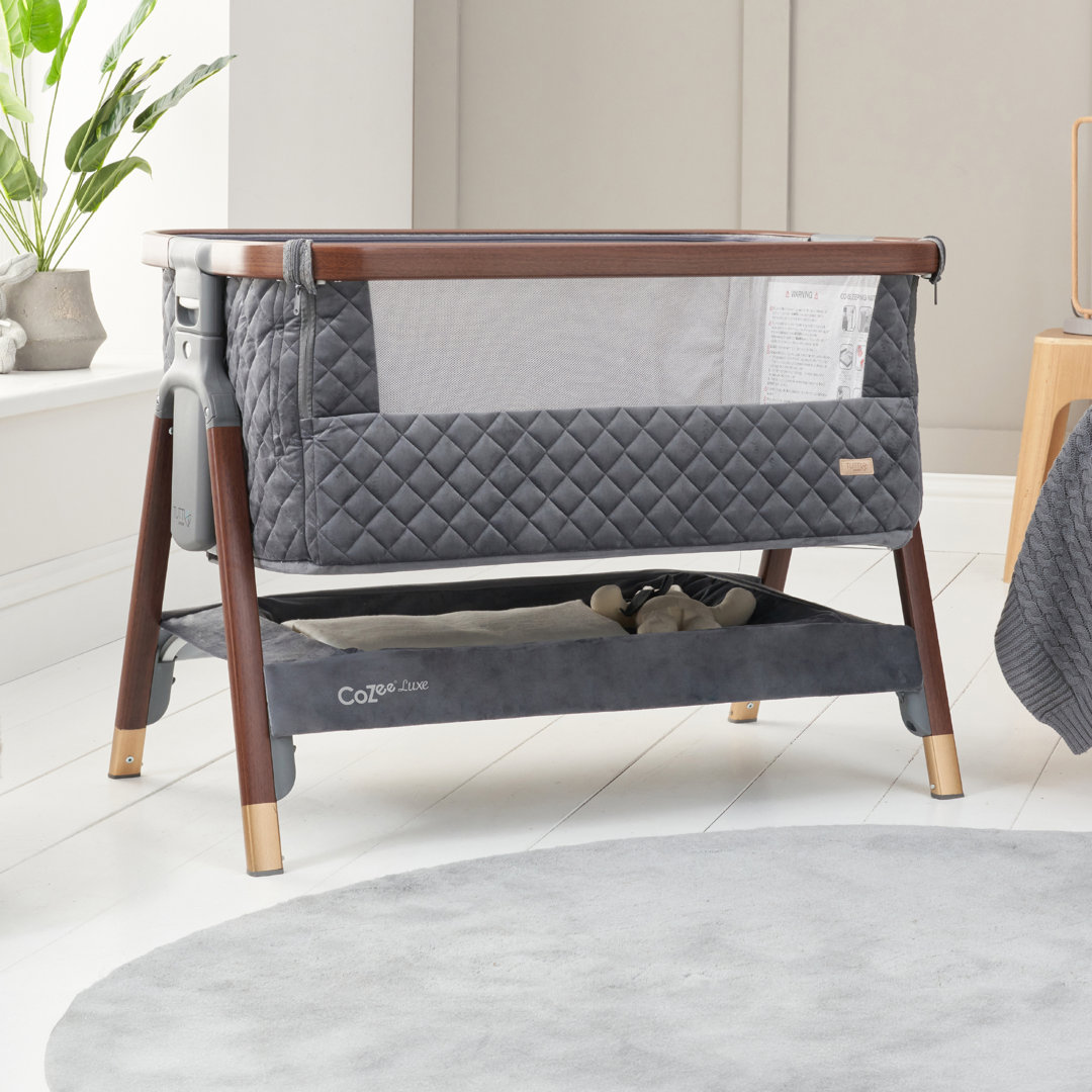 CoZee Luxe Bedside Bassinet in